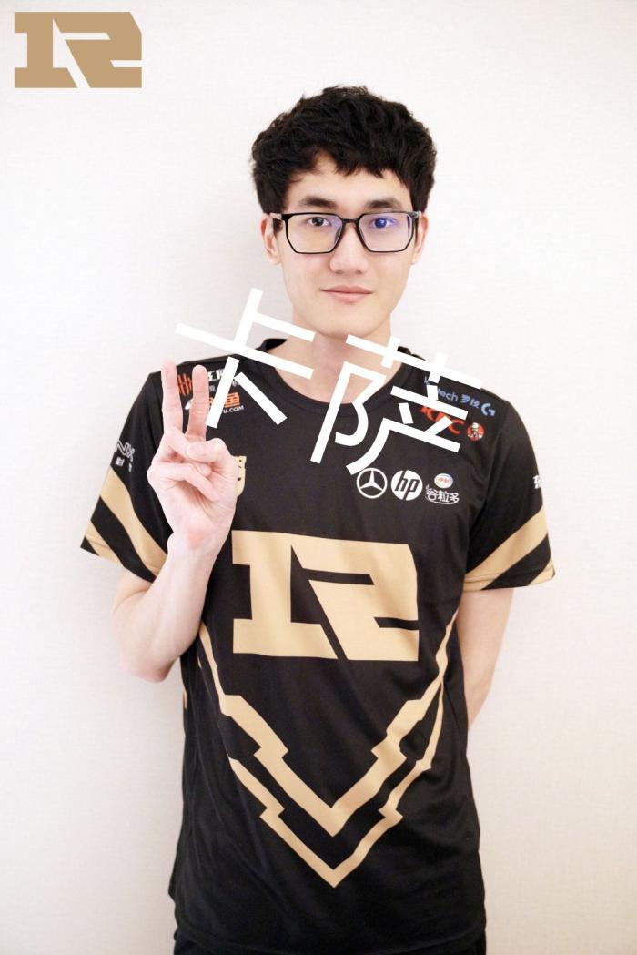 詹姆斯逼宫 詹姆斯逼宫