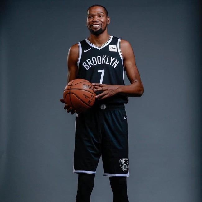 扮演搅局者 扮演搅局者