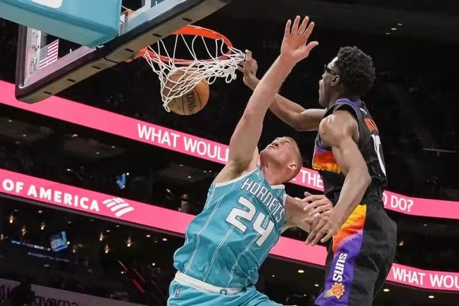 的第四战中 的第四战中